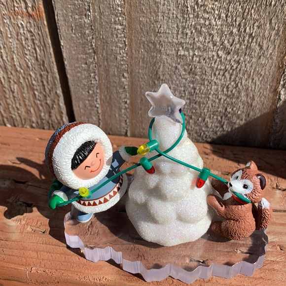 Hallmark Frosty Friends ornament 22 - Picture 5 of 13